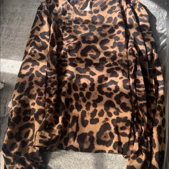 Adara Leopard Print Blouse - Picture 5 of 12